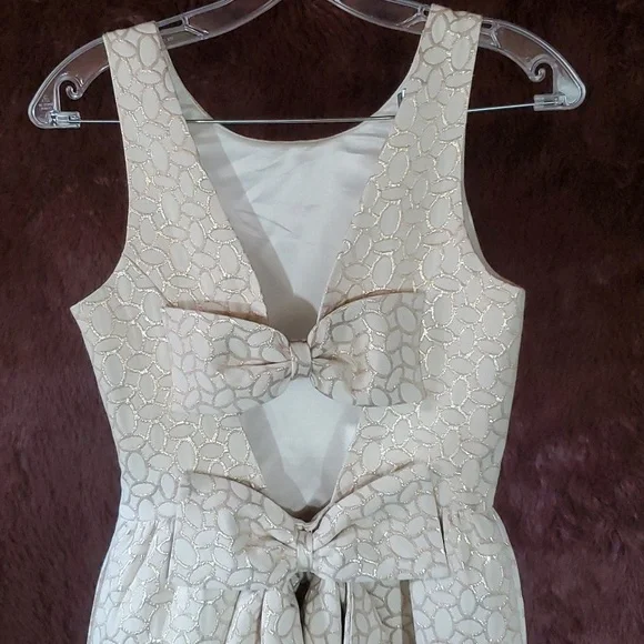 ERIN Gold and Cream Bow Cut-Out Dress NWOT - Picture 4 of 6